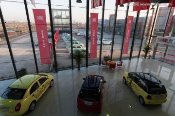 4S店展厅,玻璃幕墙,汽车销售